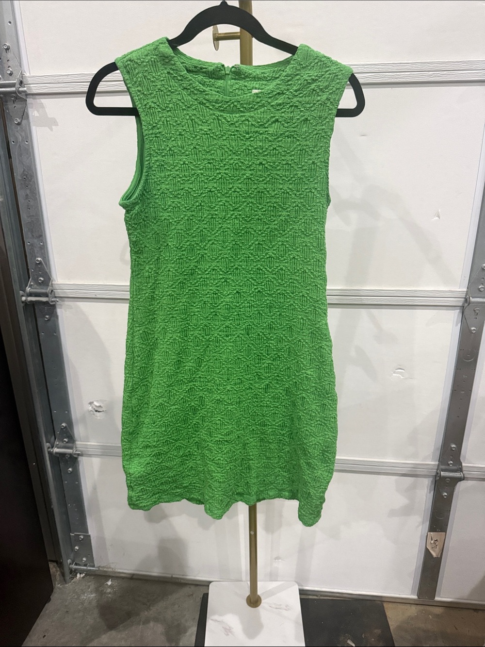 Textured Sleeveless dress - Bright Green